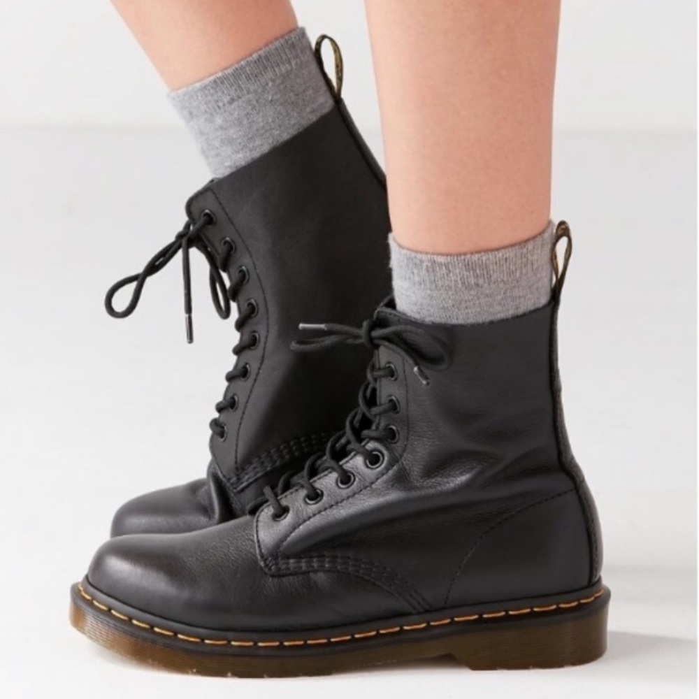 Dr. Marten's Combat Boot- Style Luna